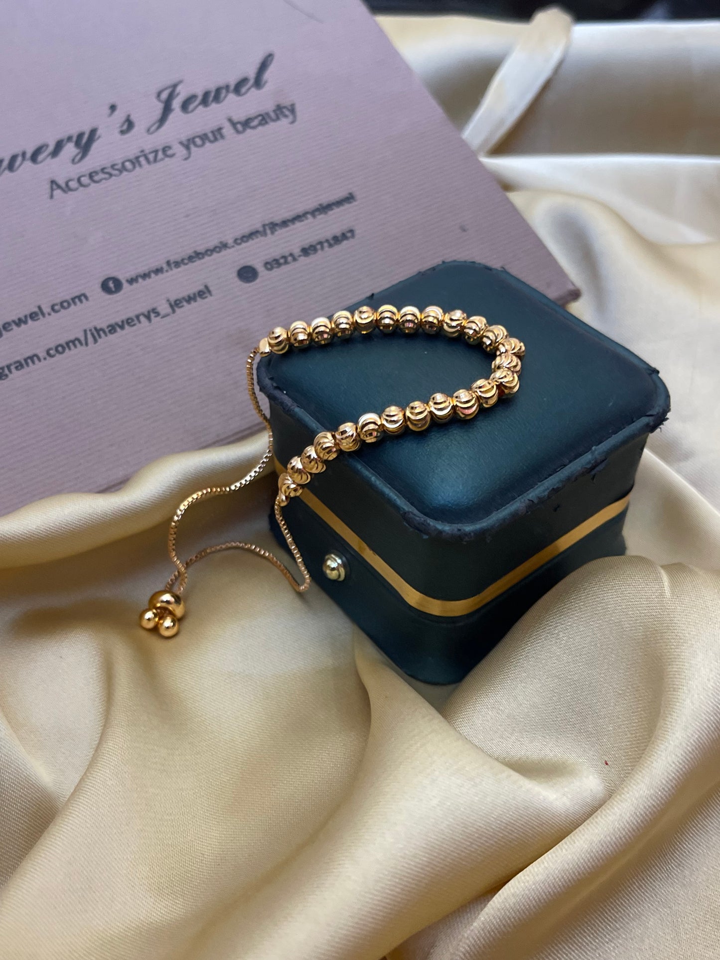 Gold Plated,Stylish Wear Bracelete
