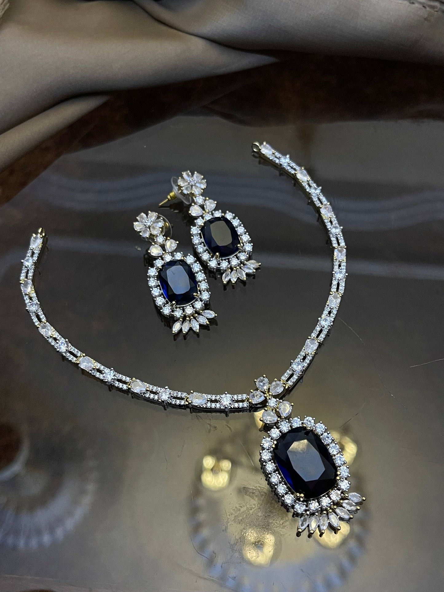 Zircon Stones Studded Necklace Set