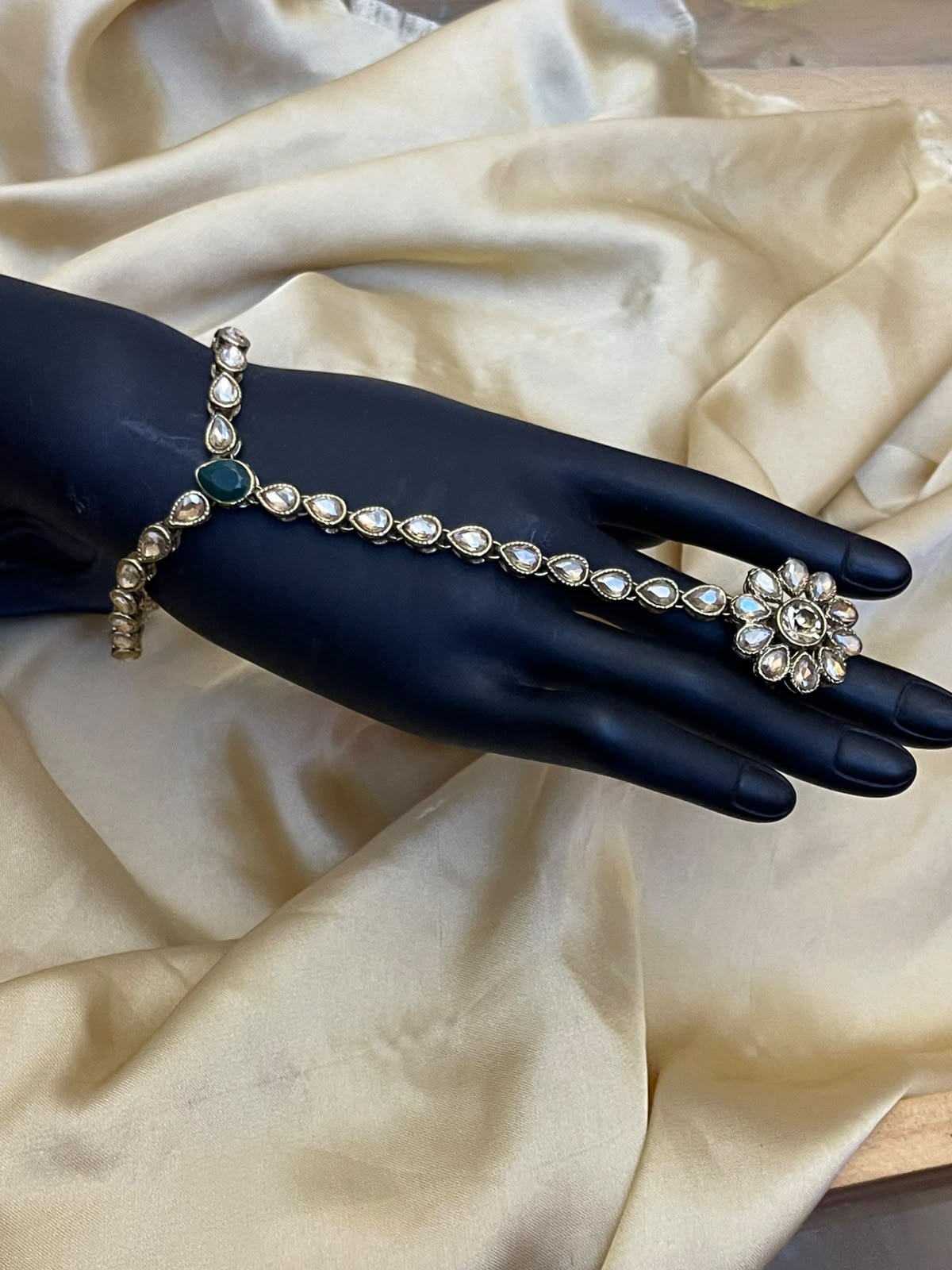 Bracelete With ring