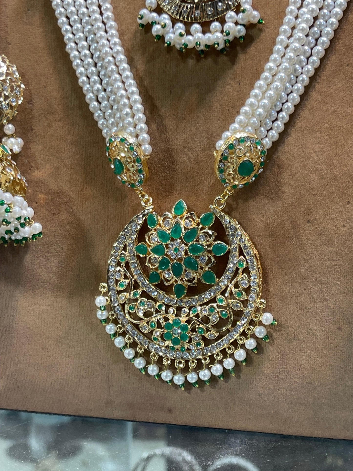 Hyderabadi Stylis Wear Bridal Necklace Set