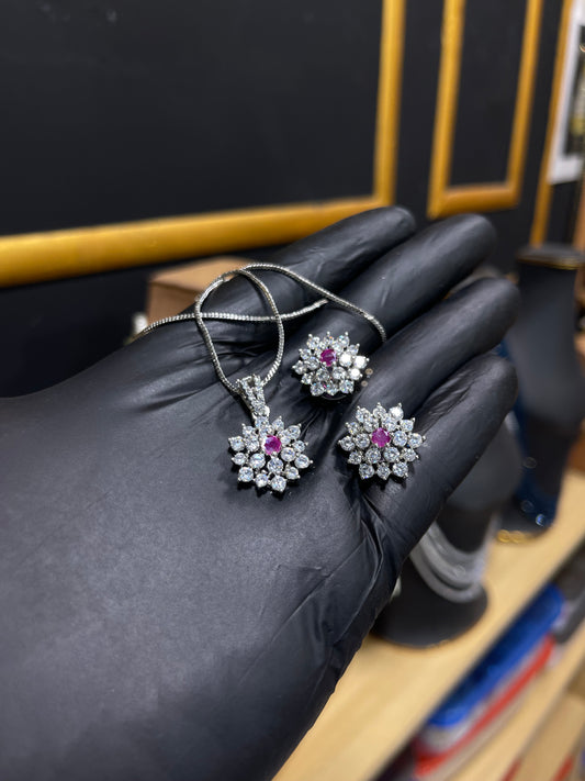 Zircon Ad Locket Set