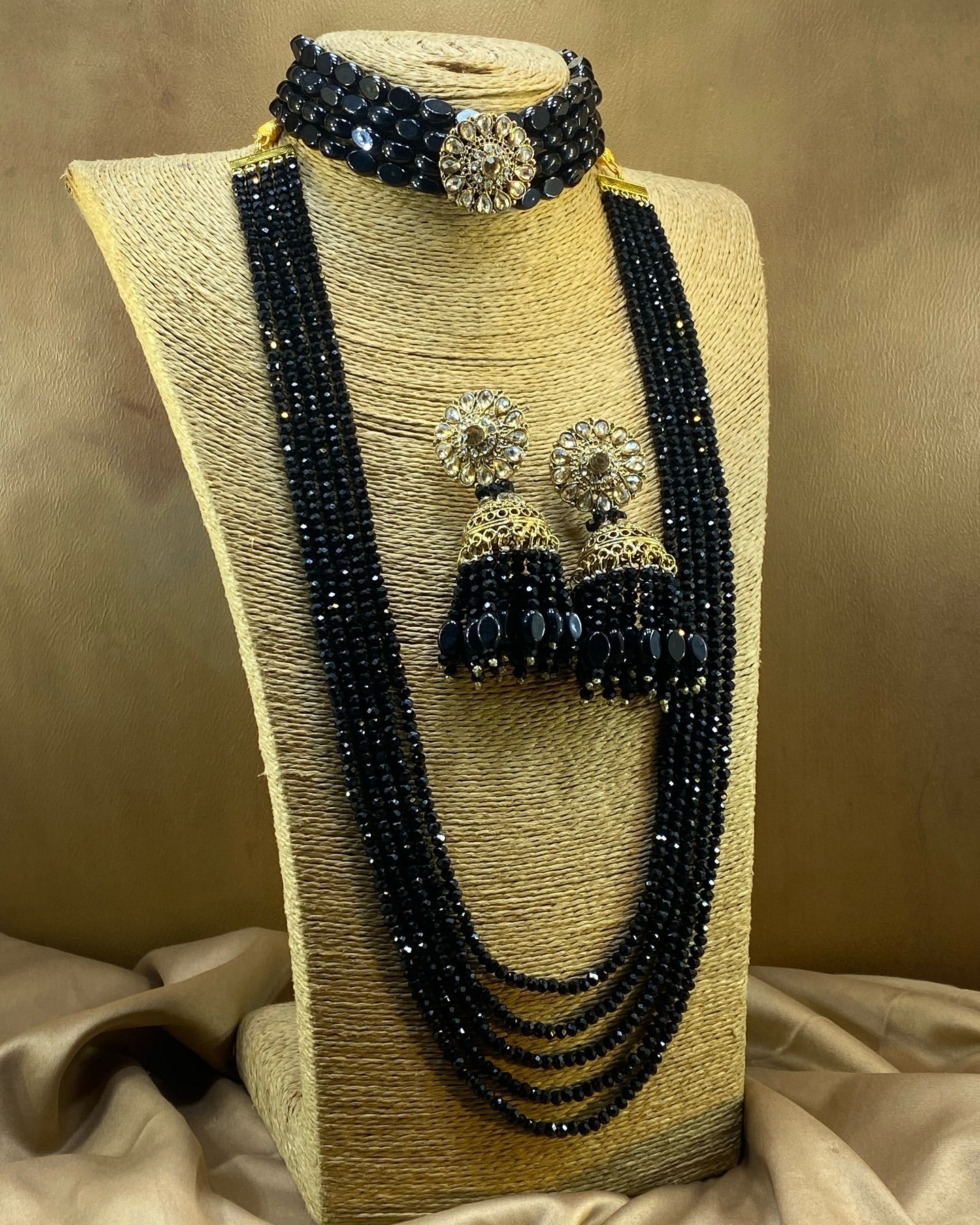 Traditional Choker Necklace Set