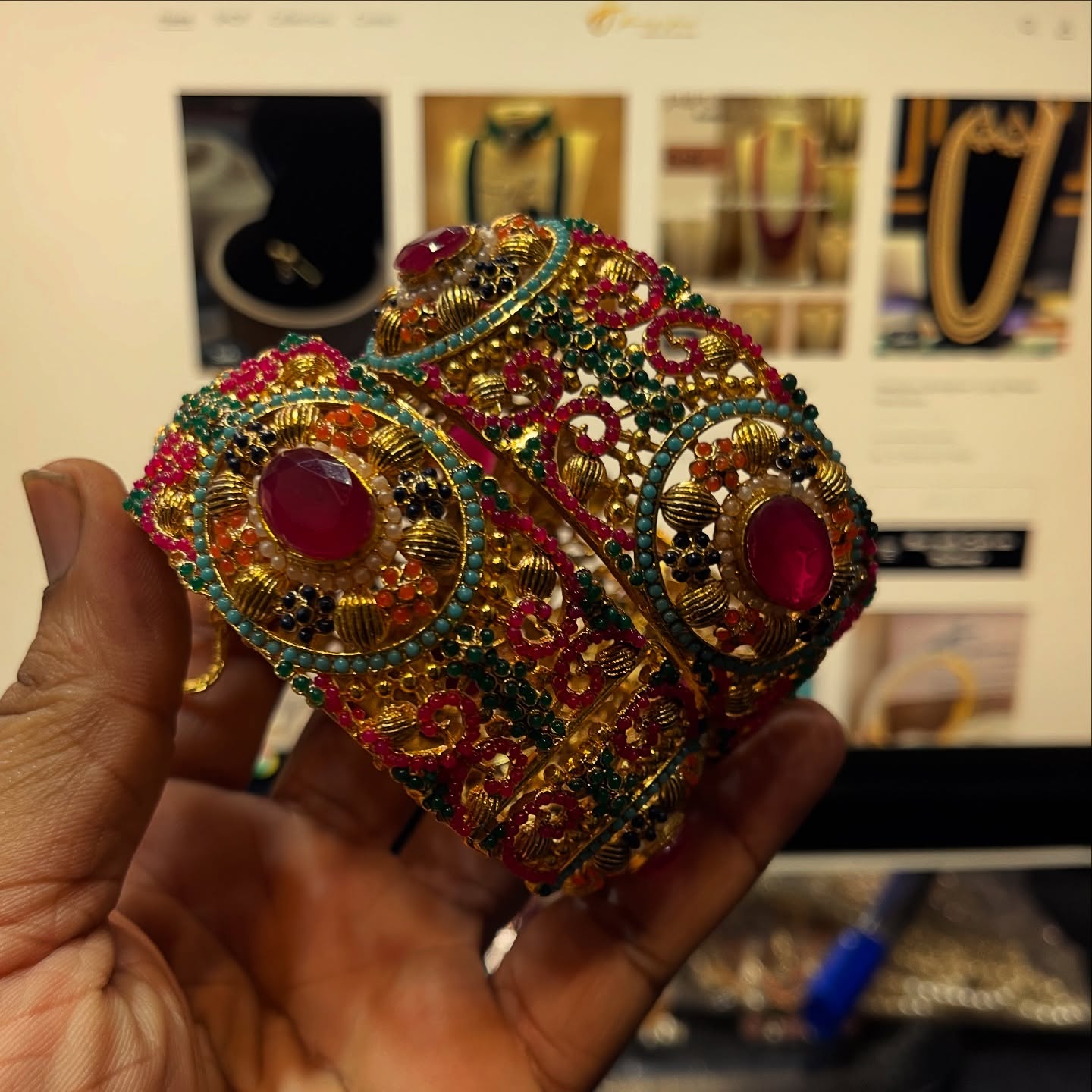 Noratan Wear stylish bangles pair