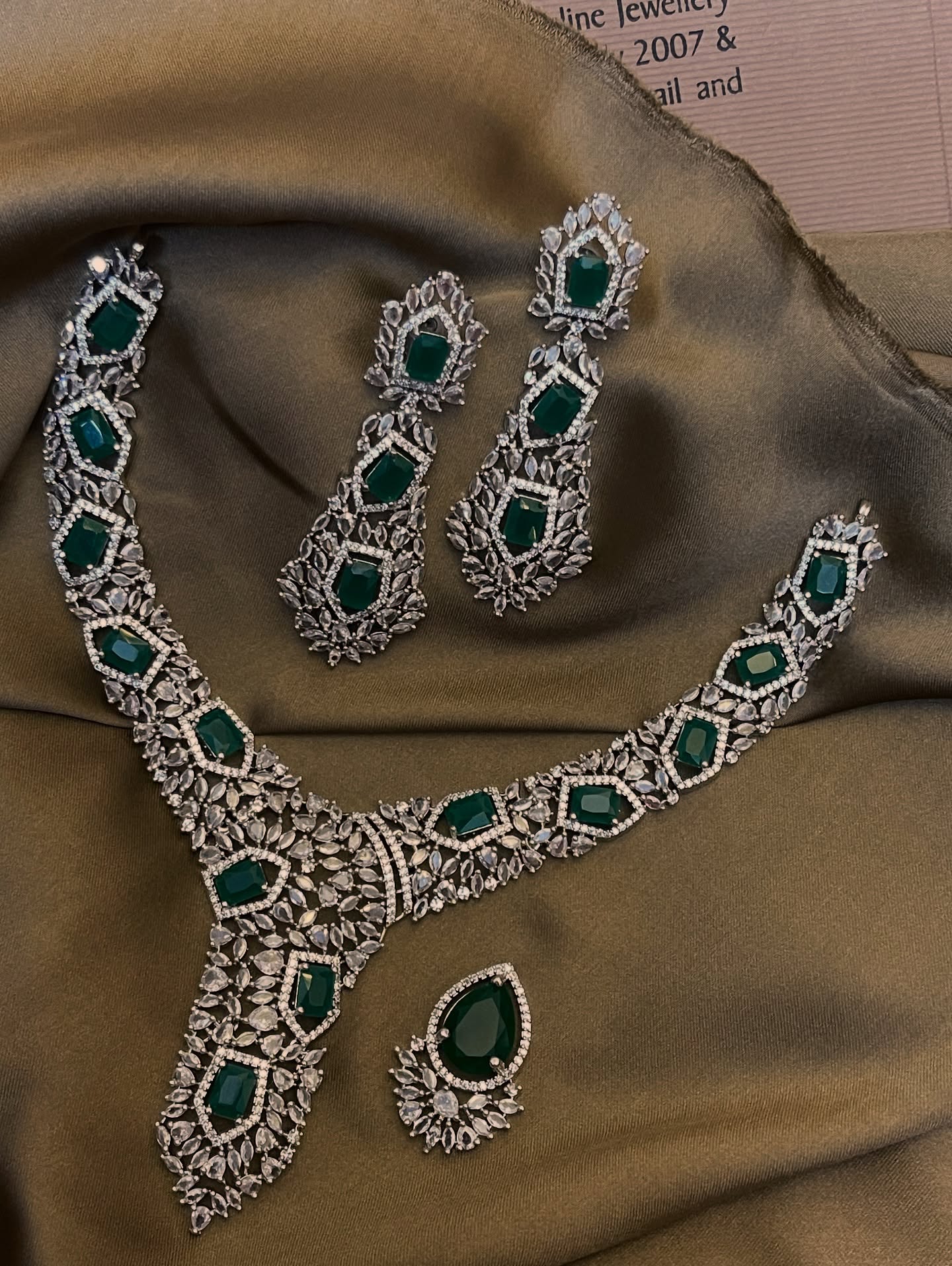 Zircon Ad necklace Set