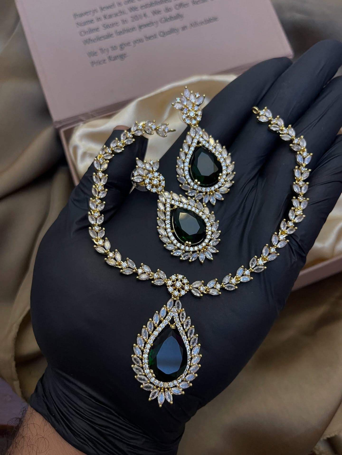 Zircon Ad necklace Set Blue sapphire