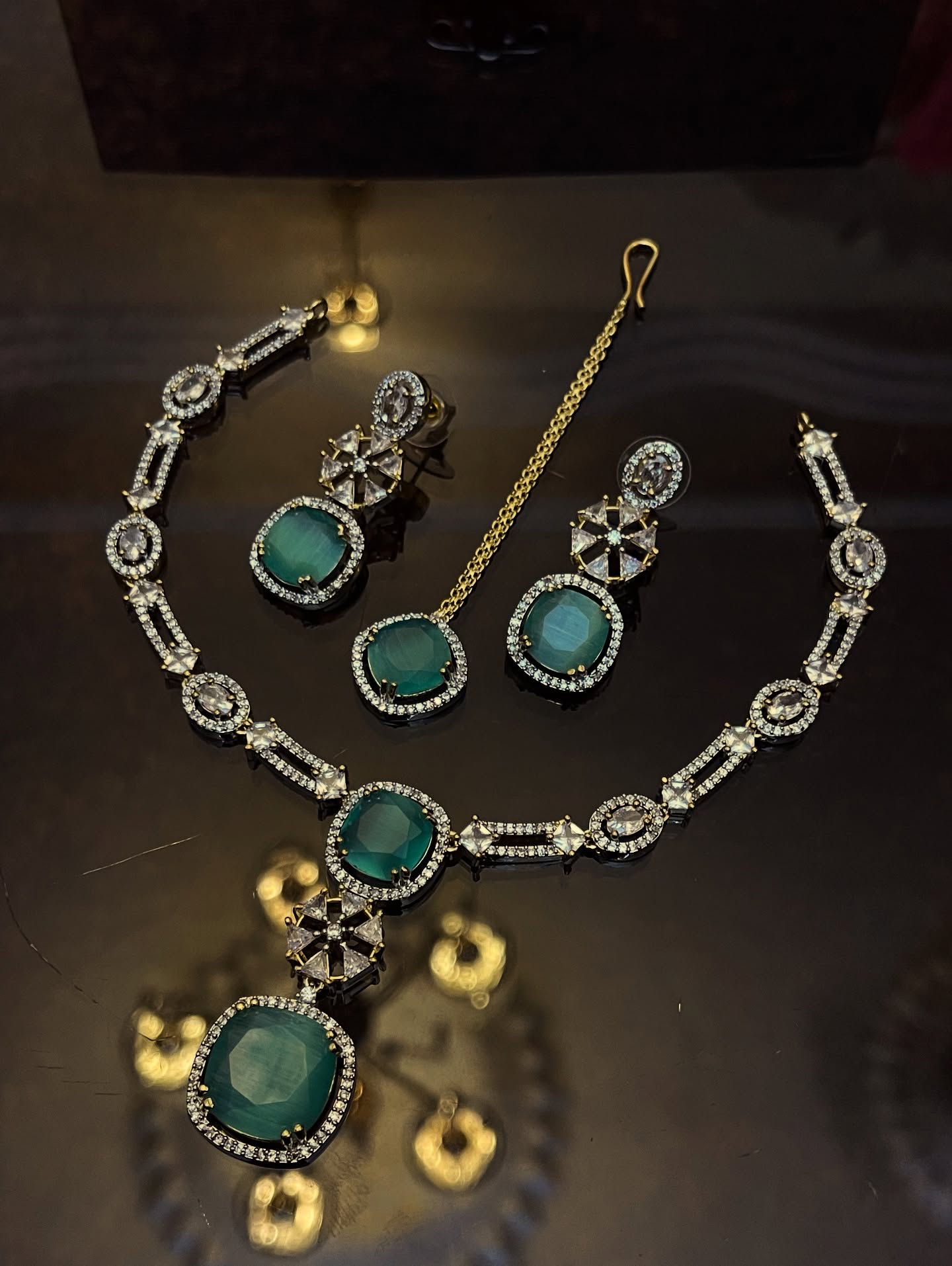 Zircon Ad Necklace set