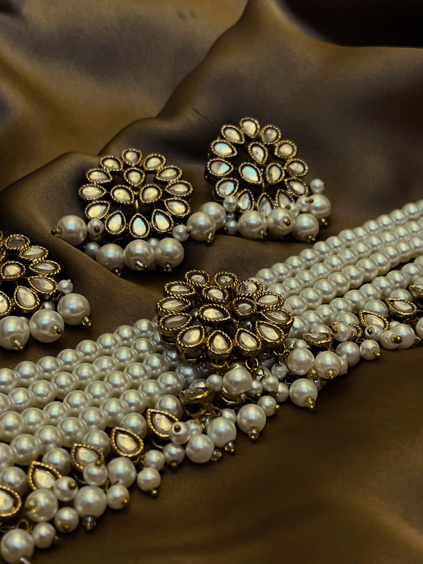 Kundan stylish wear choker Set Ranjhna Look