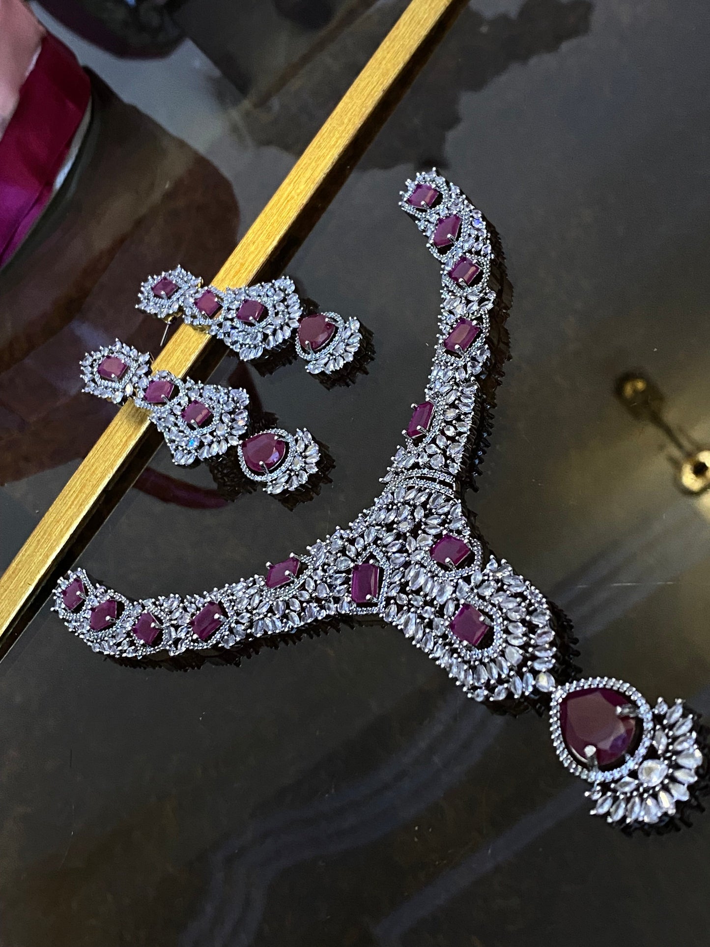 Zircon Ad Necklace Big