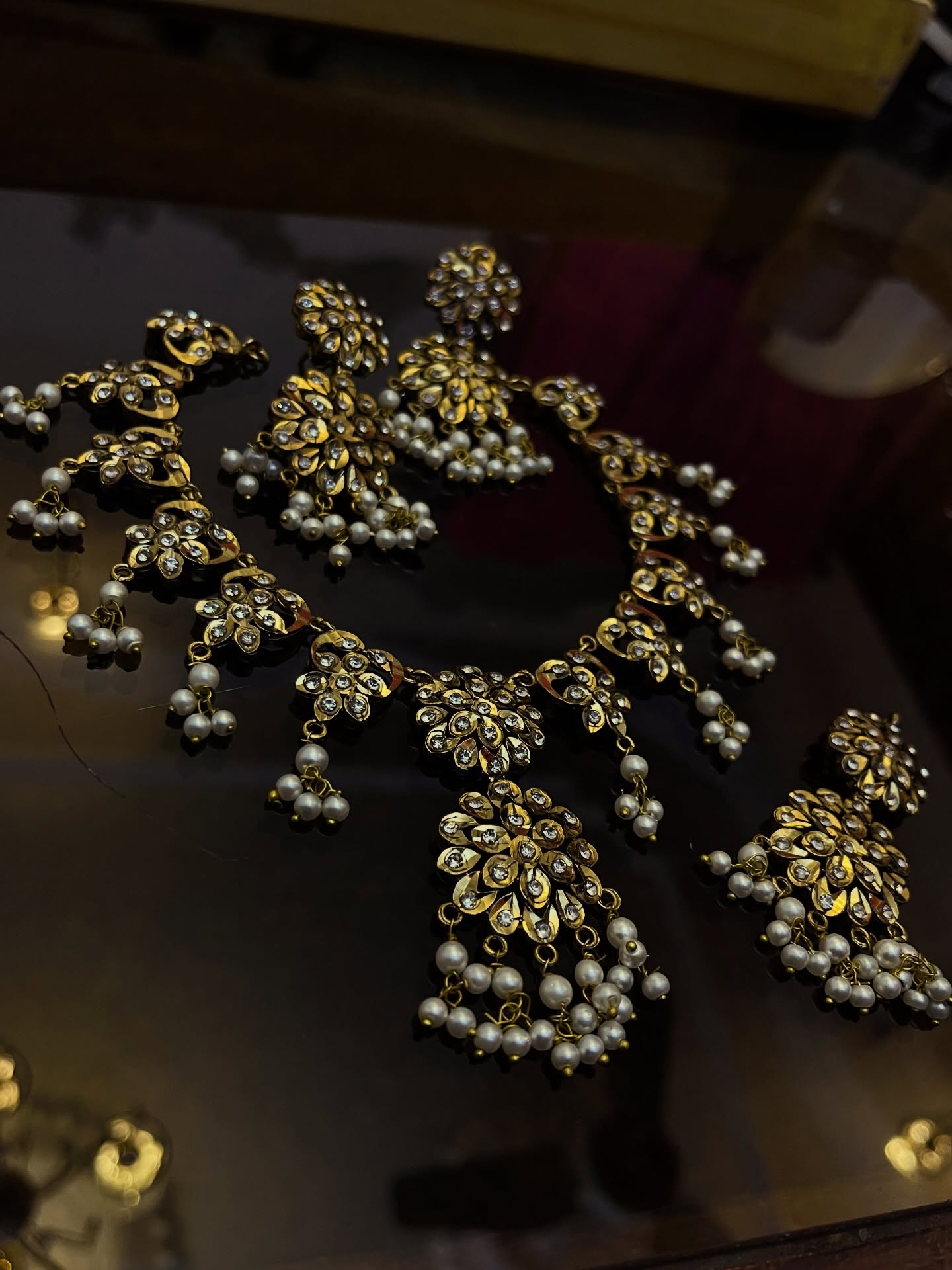 Dul Gold Antique Look Designer Hyderabadi Set