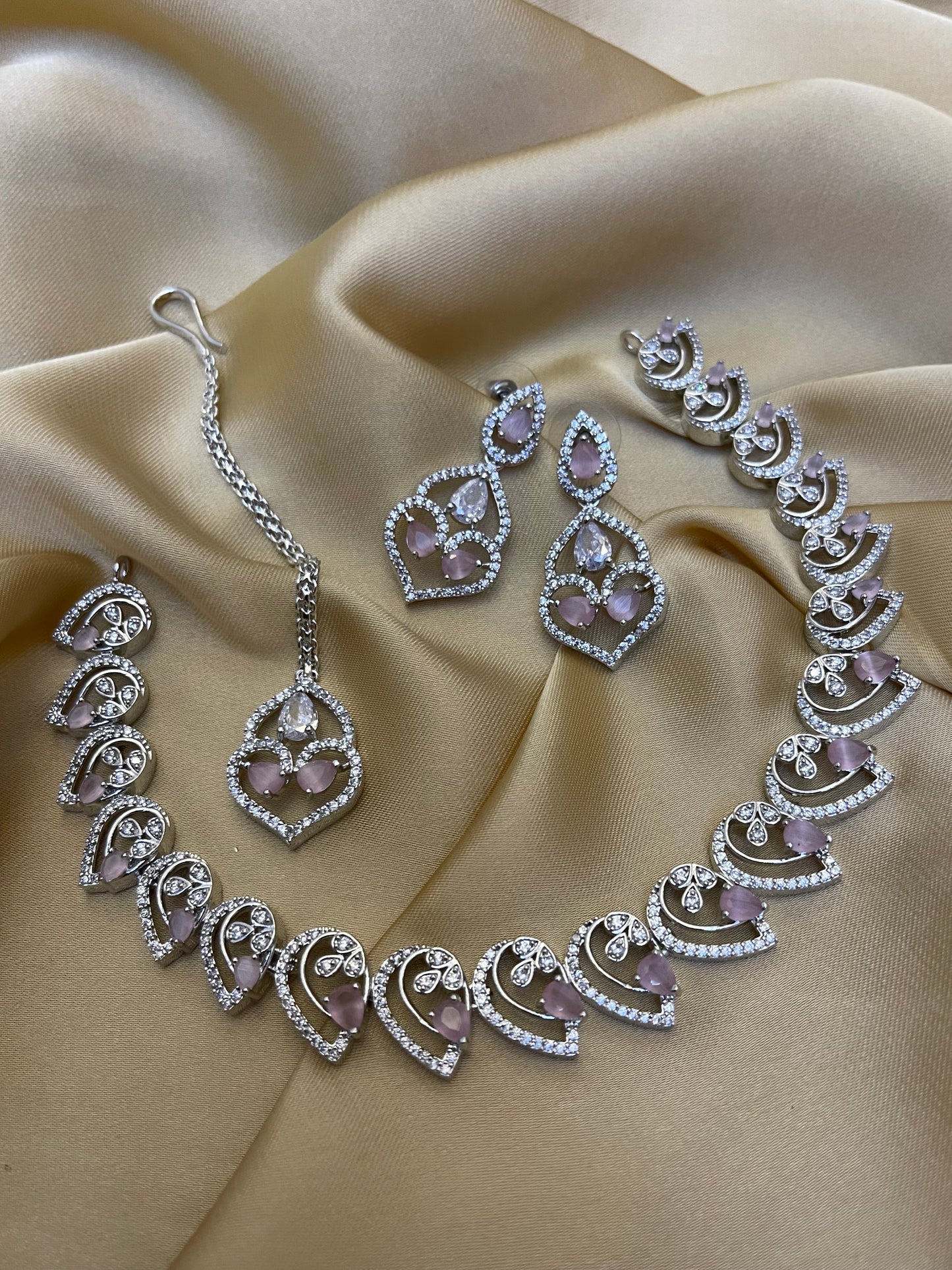 Zircon Ad Necklace Set