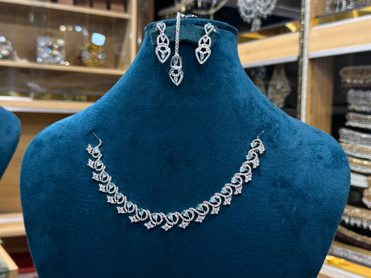 Zircon Necklace Set