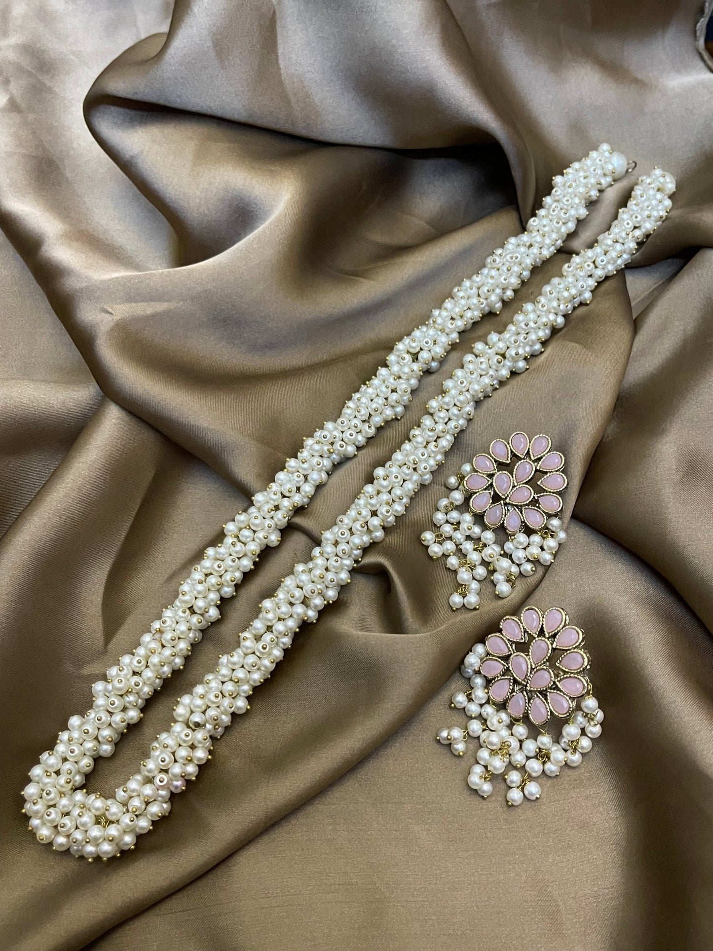 Gajra Long Pearls Mala and Tops