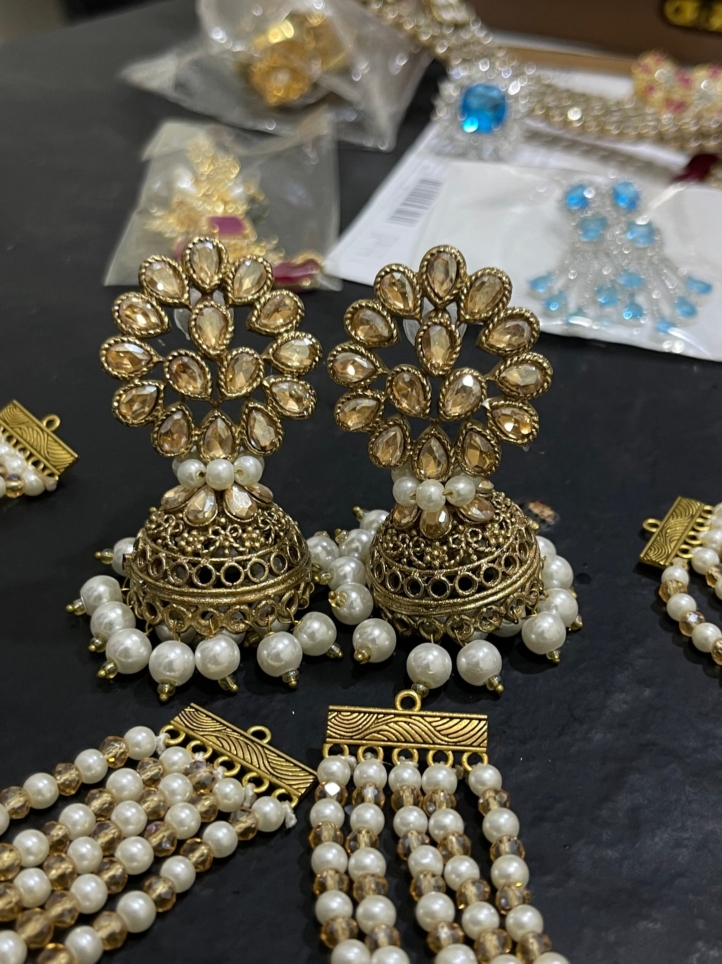 Antique Jhumka And Sahara