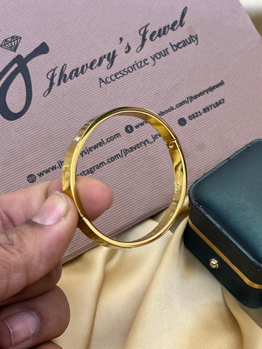 Cartier Stylish Bracelete