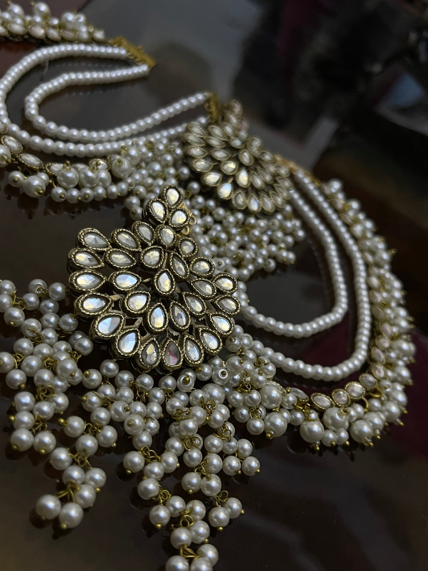 Stylish Wear Designer Kundan Sahara earrings