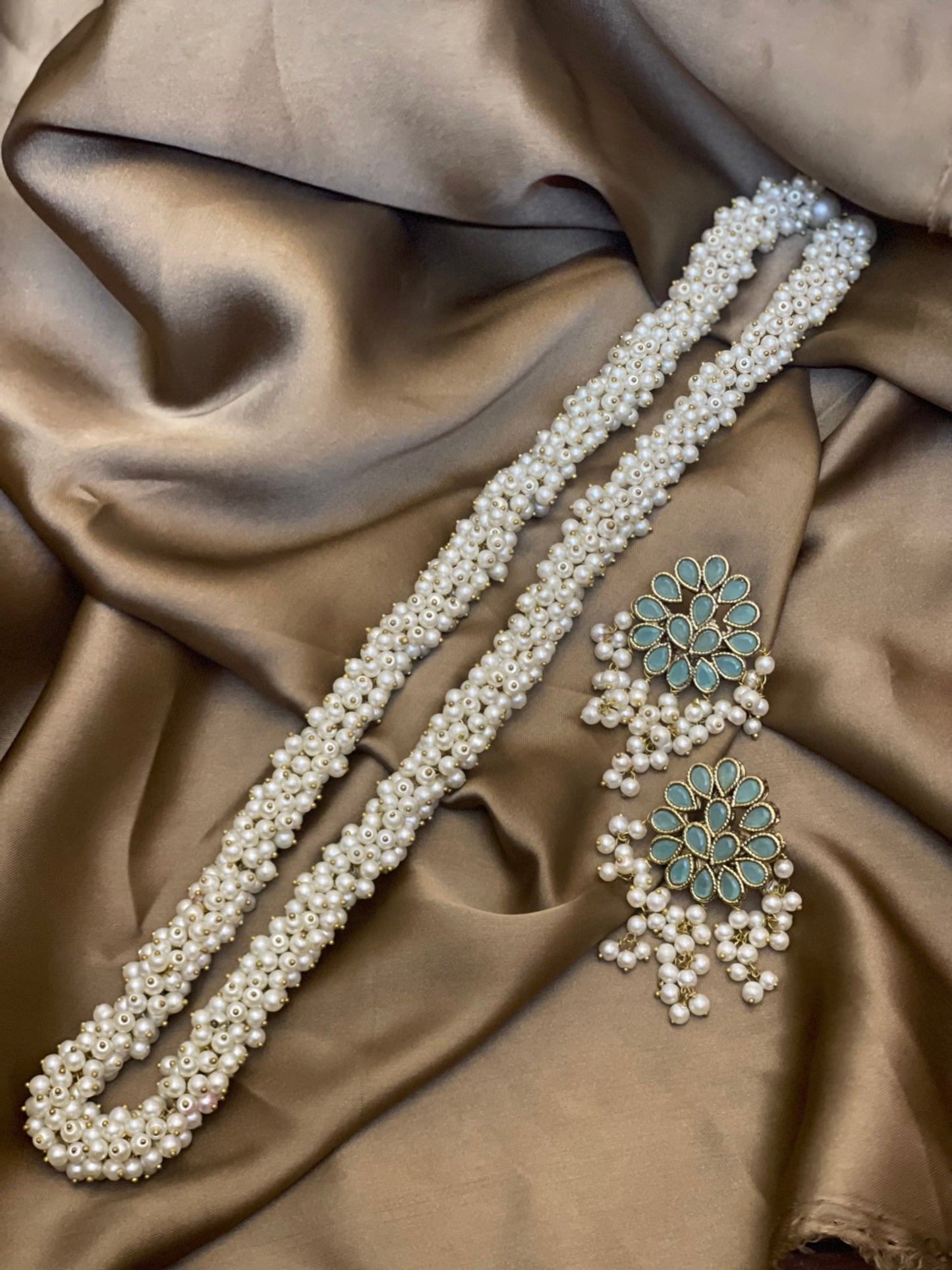 Gajra Long Pearls Mala and Tops