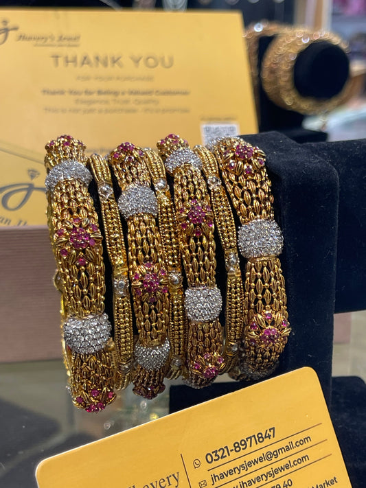 Gold Plated 7 Pieces Bangles Set