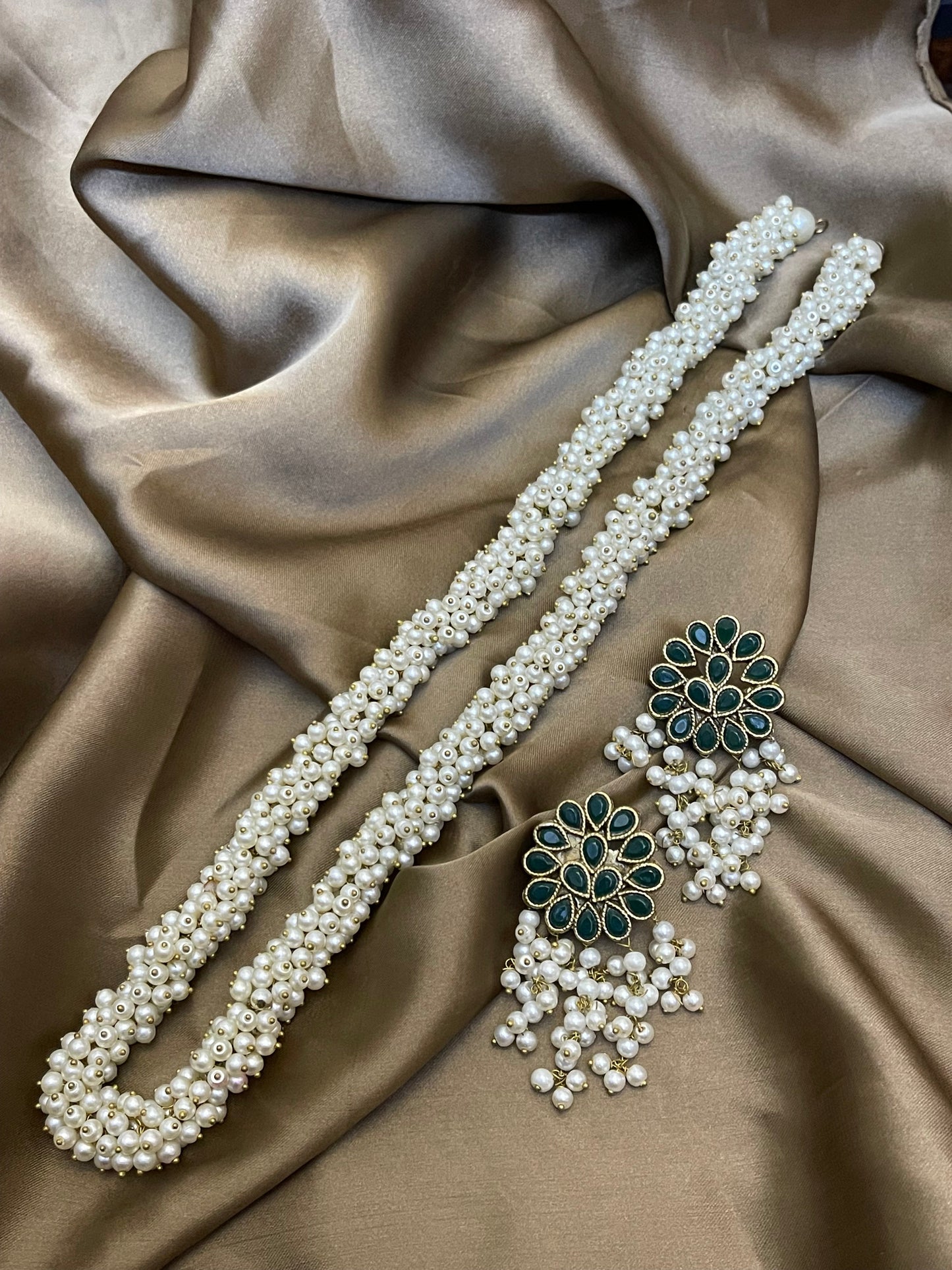 Gajra Long Pearls Mala and Tops