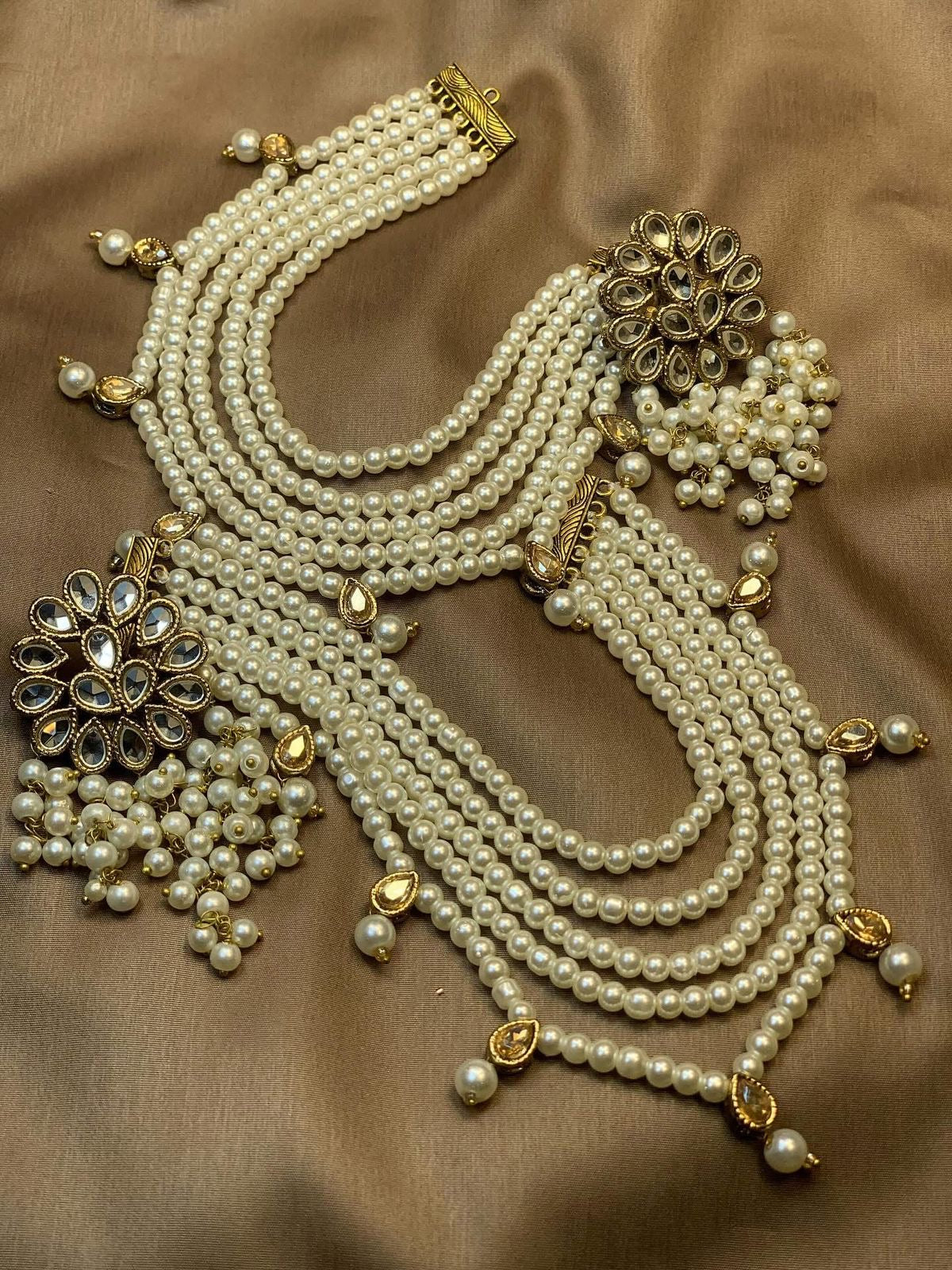 Kundan Sahara Earrings