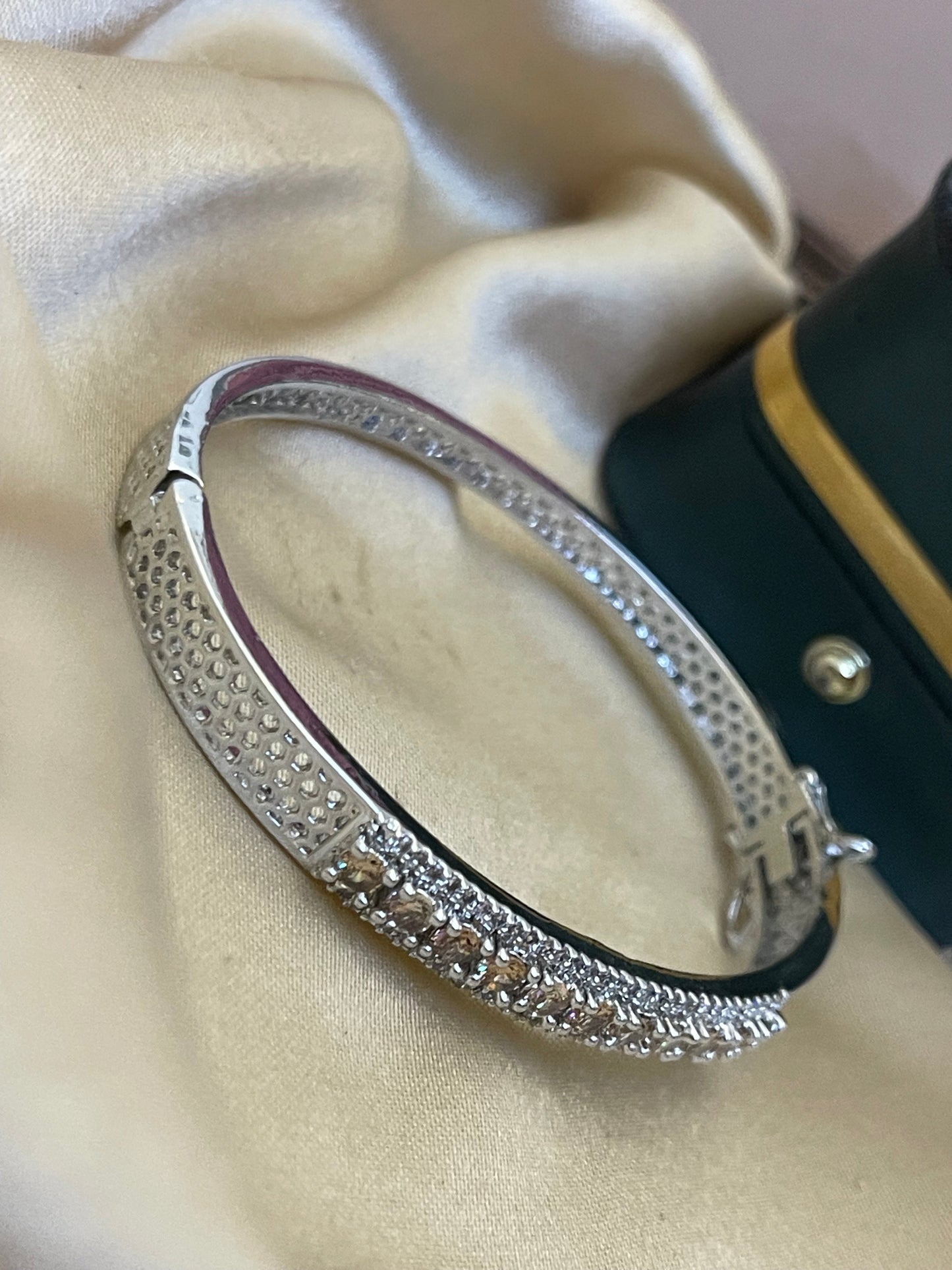 Zircon Stones Studded Bracelete