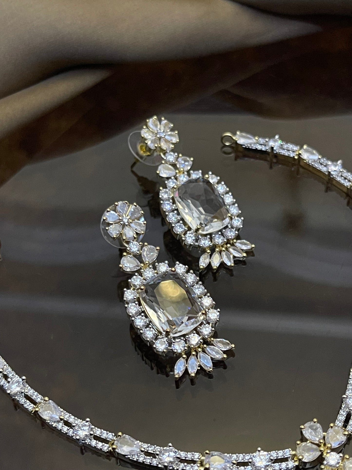 Zircon Stones Studded Necklace Set