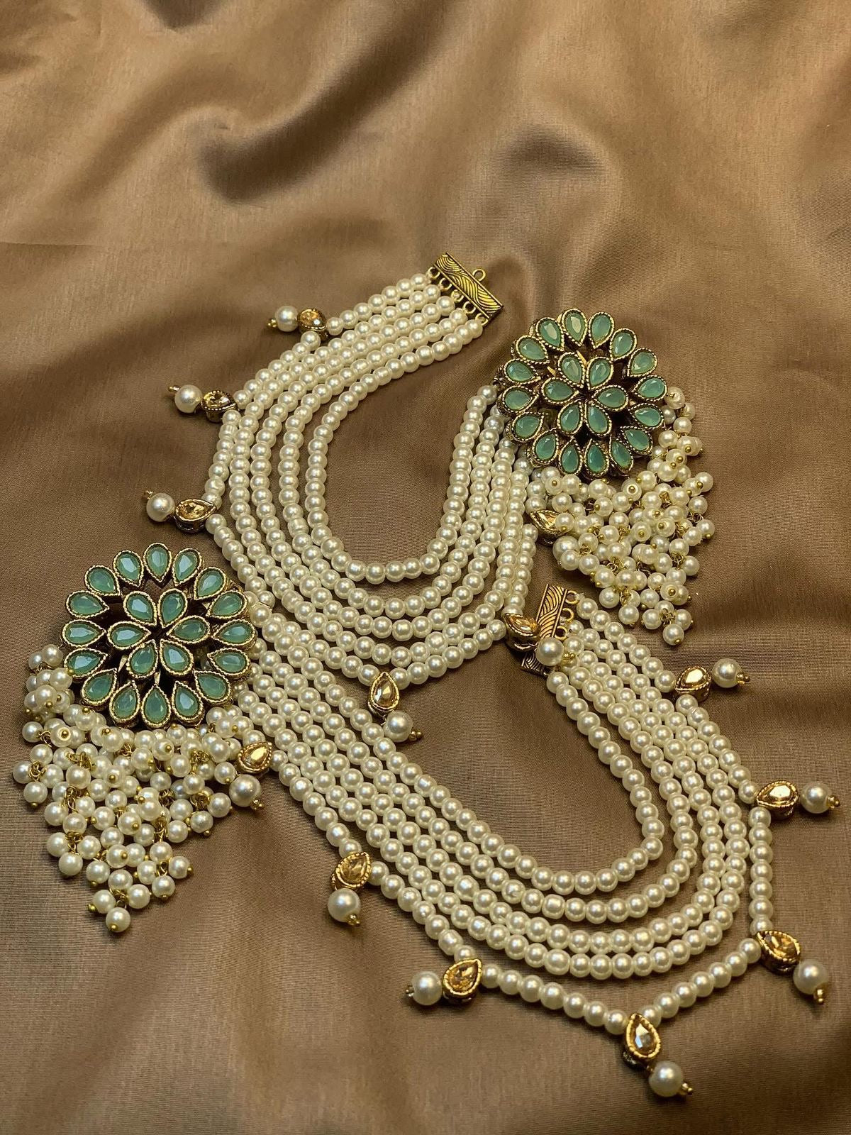 Kundan Sahara Earrings