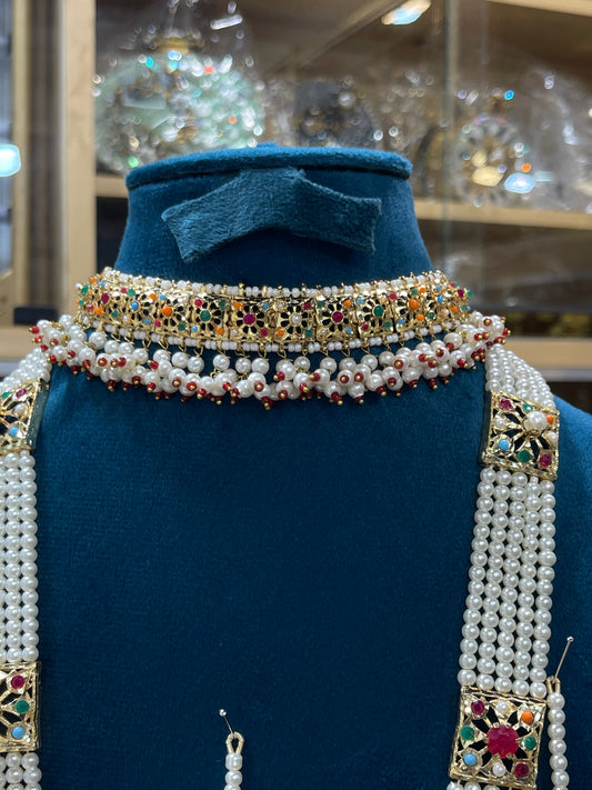 Noratan Stones Studded Choker & Maala Set