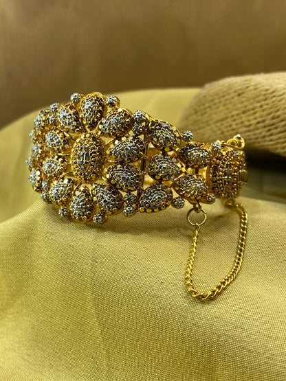 Gold Plated Bracelete