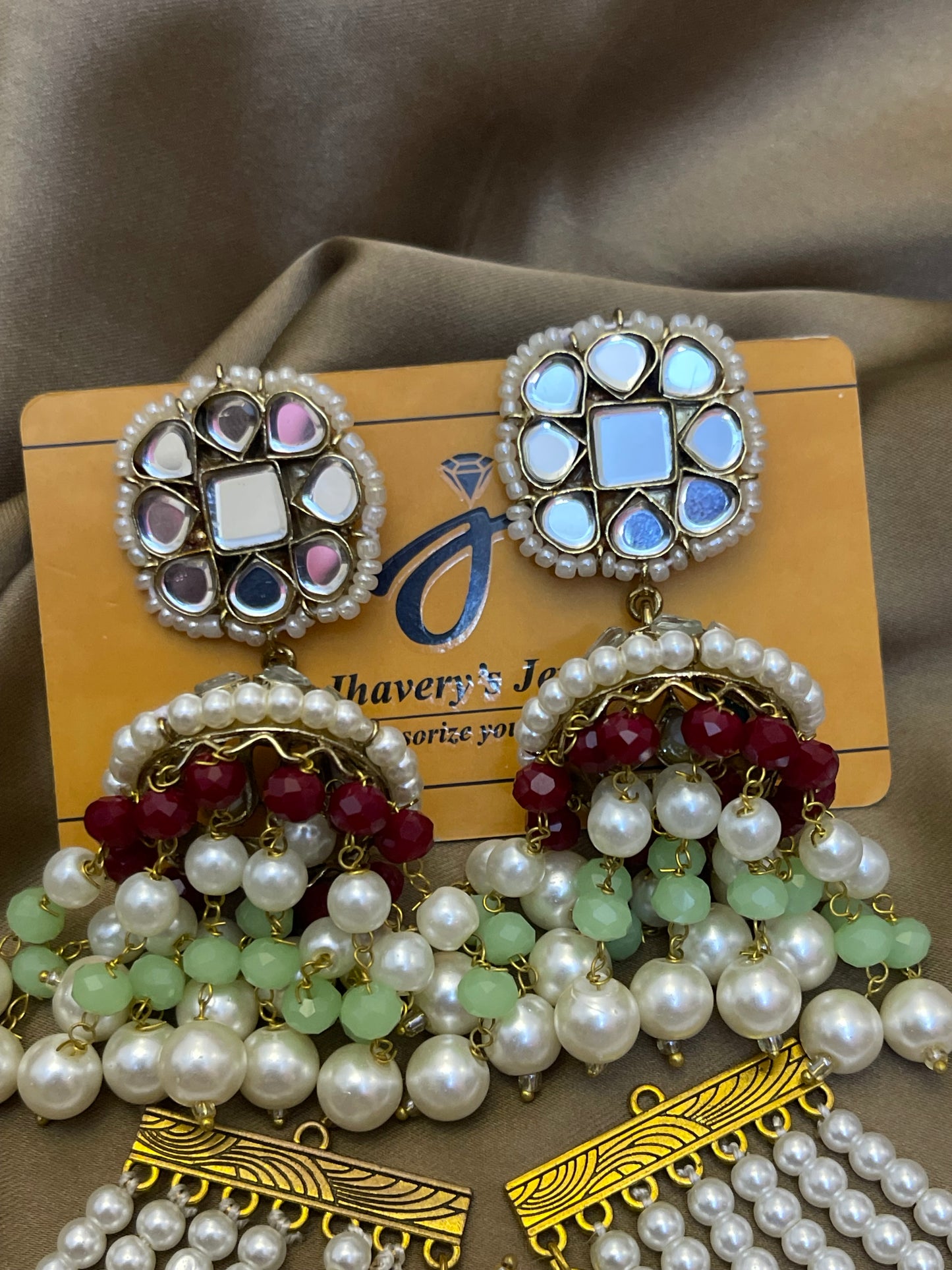 Thappa Kundan Jhumka big sahara