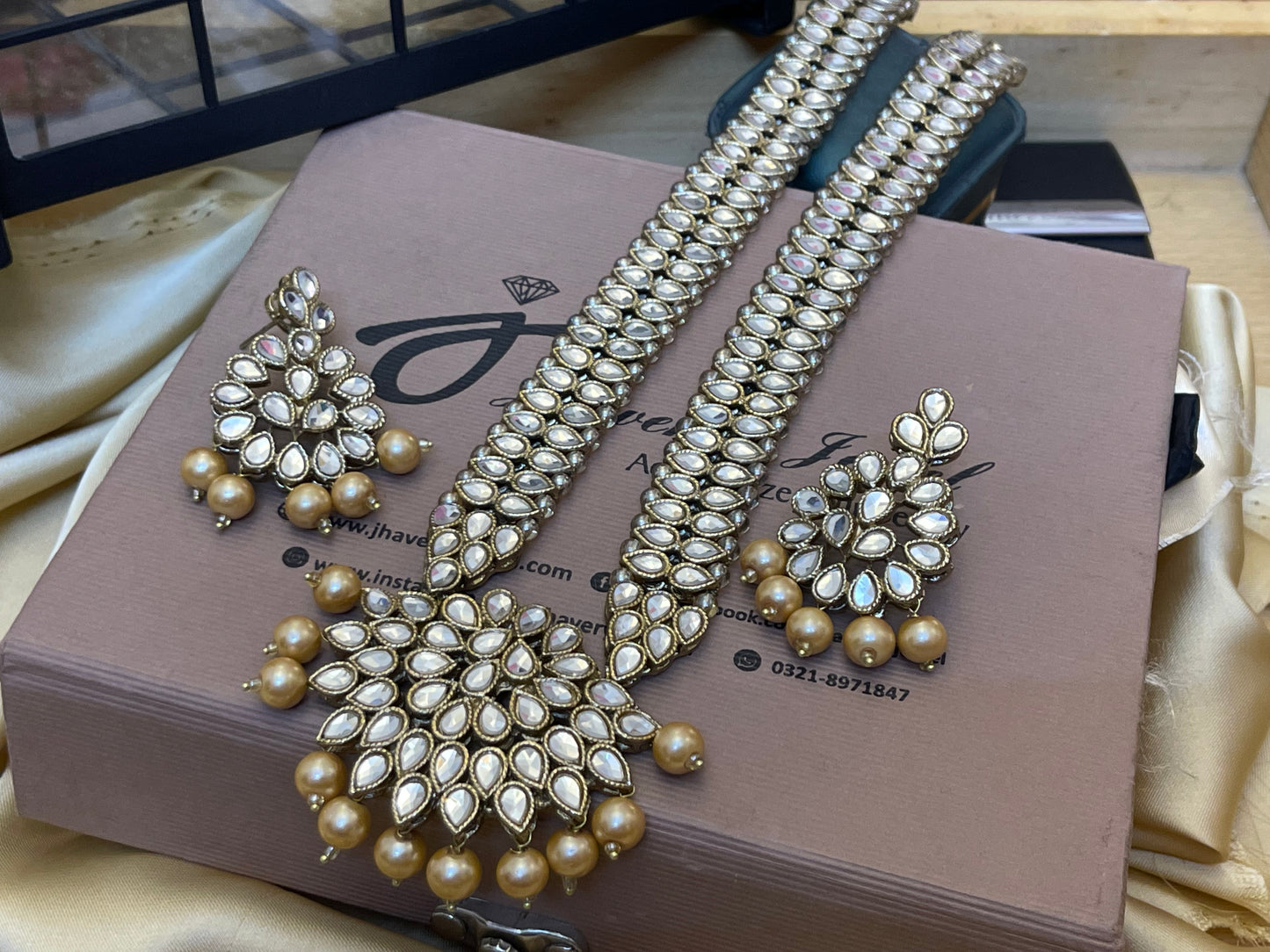 Kundan Long Mala and Earrings