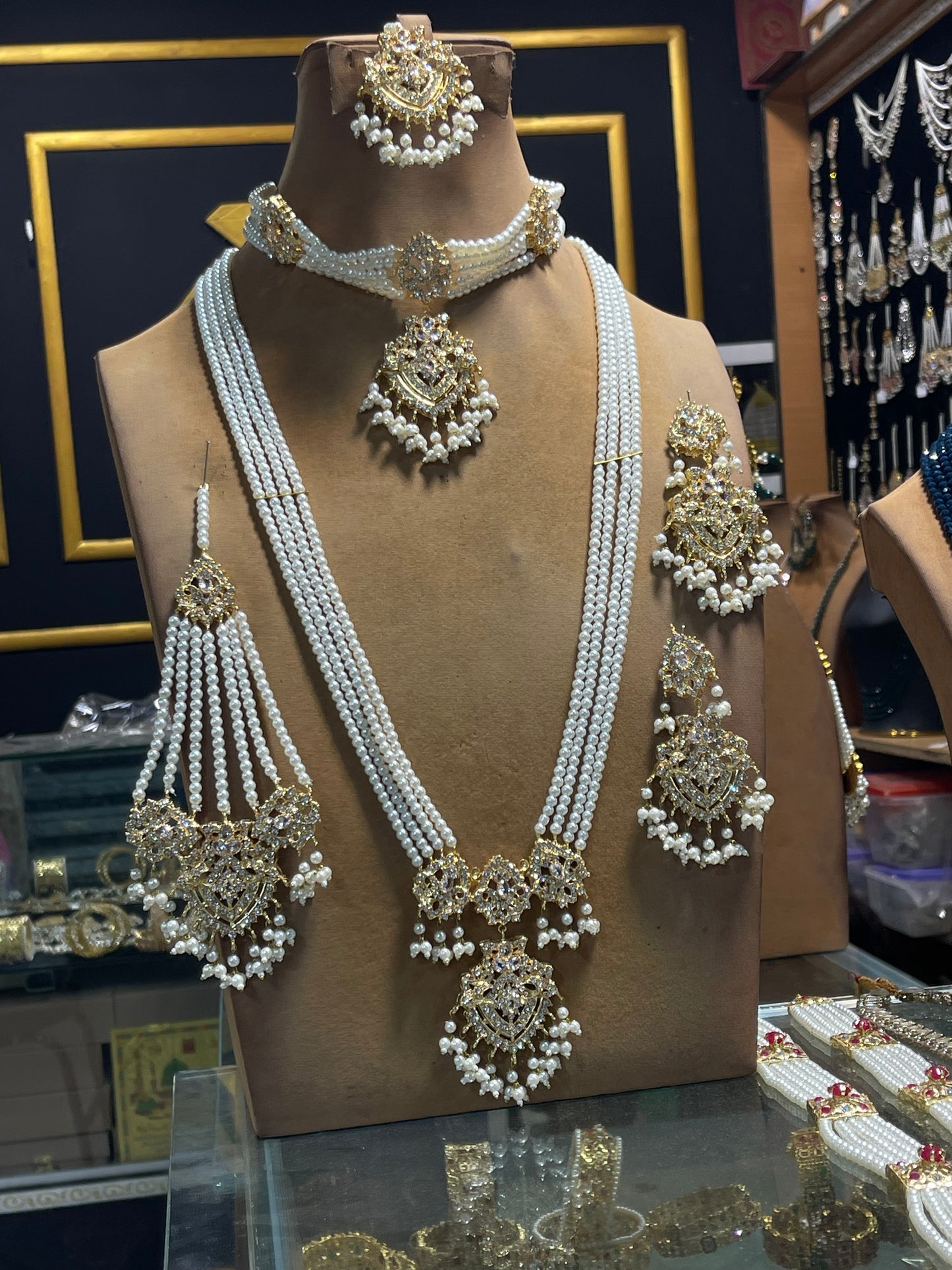 Bridal Pearls Work Necklace Set