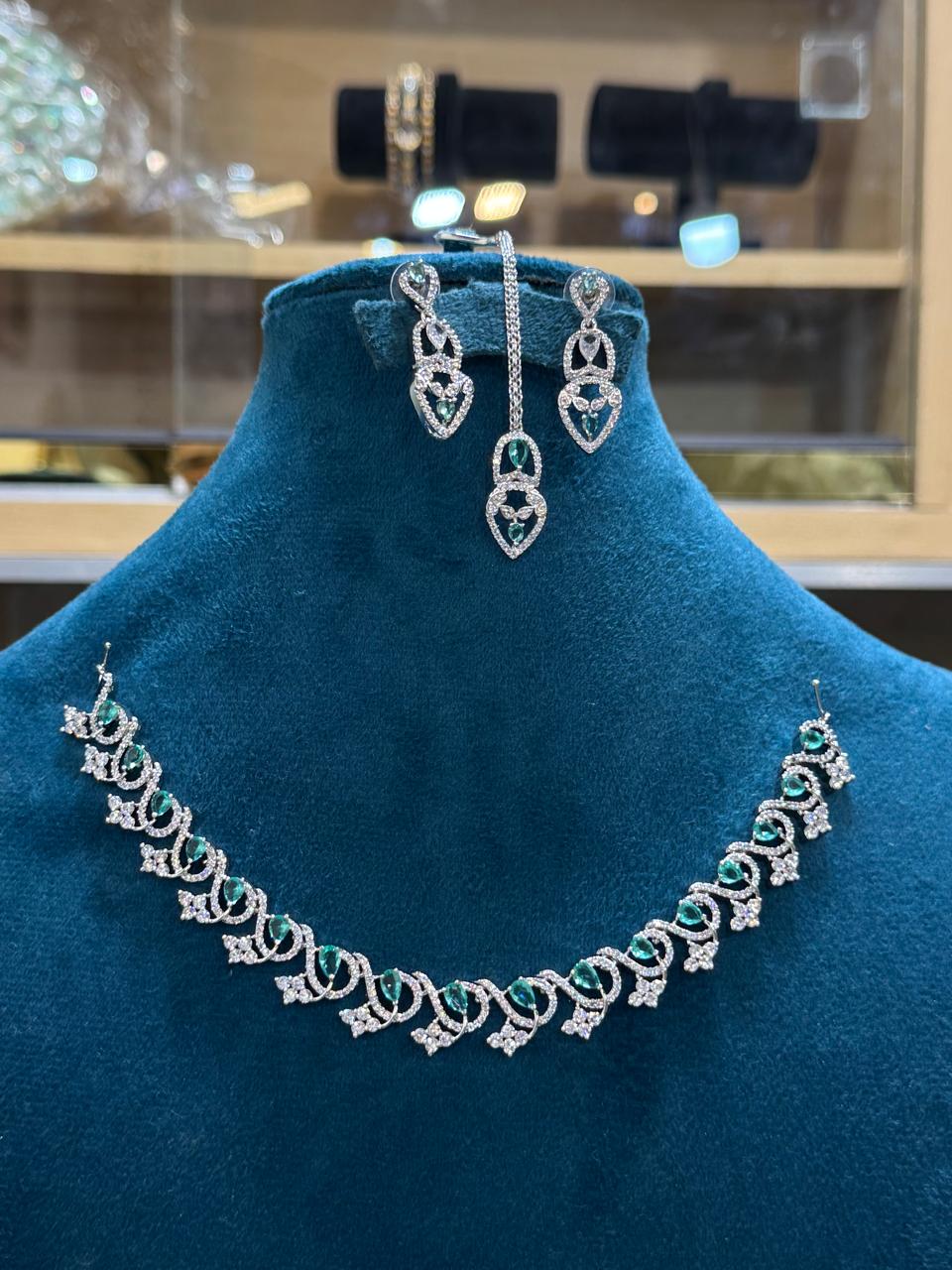 Zircon Necklace Set