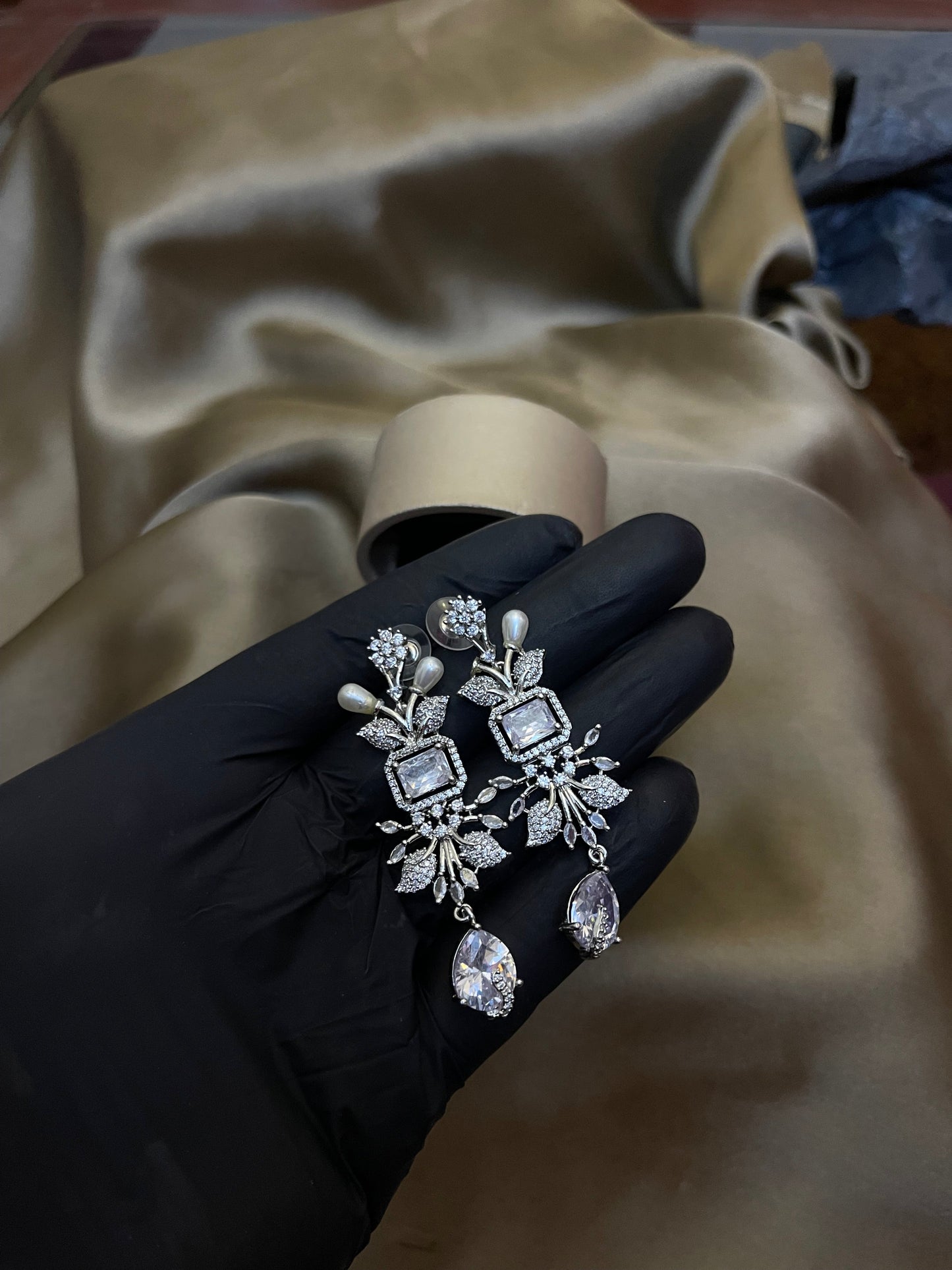 Zircon Ad Earrings