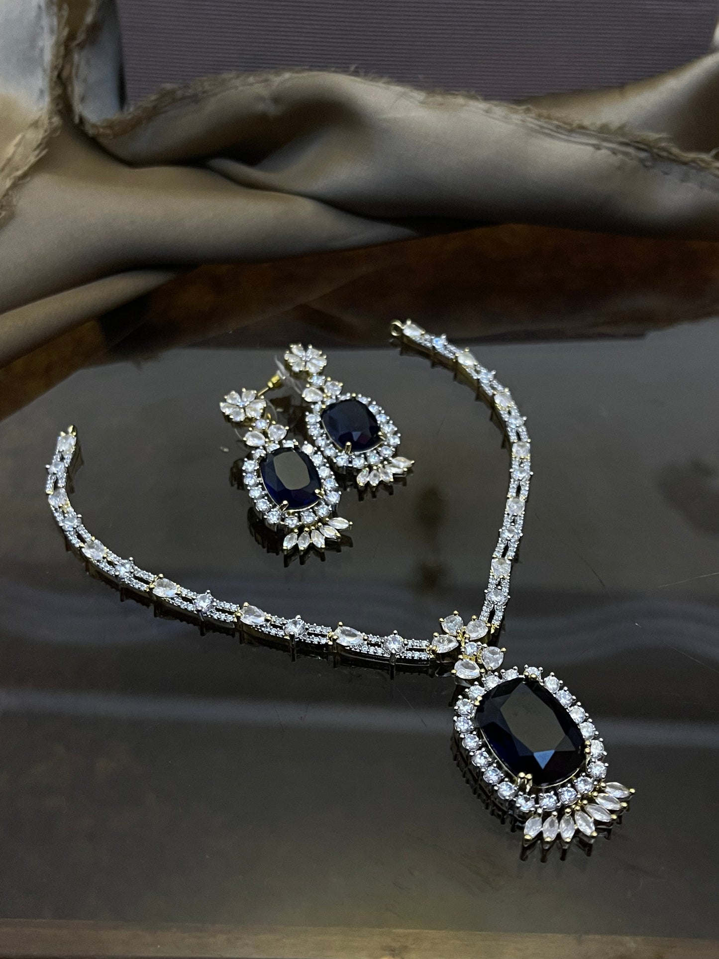 Zircon Stones Studded Necklace Set