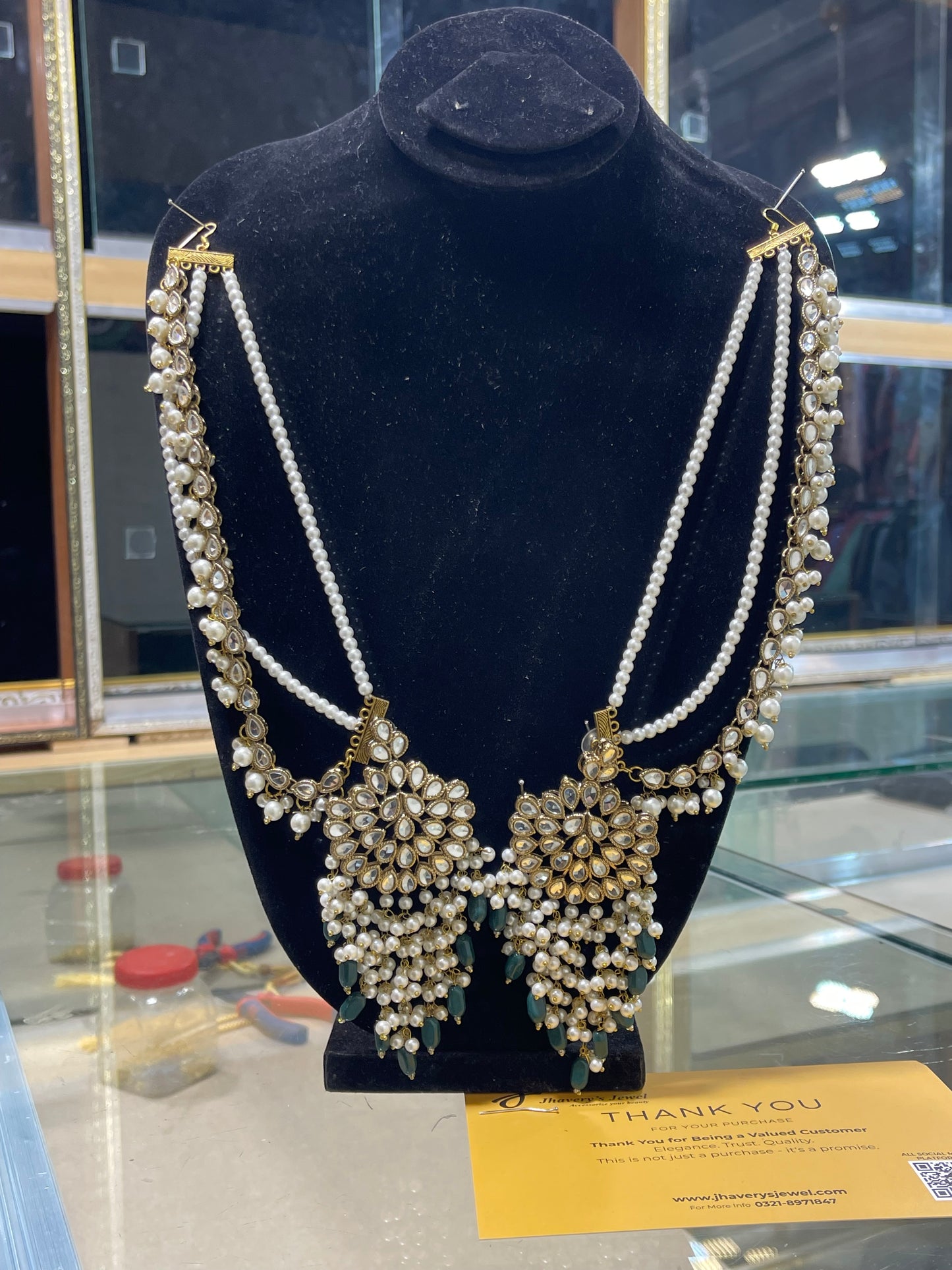 Kundan Sahara Big Earrings