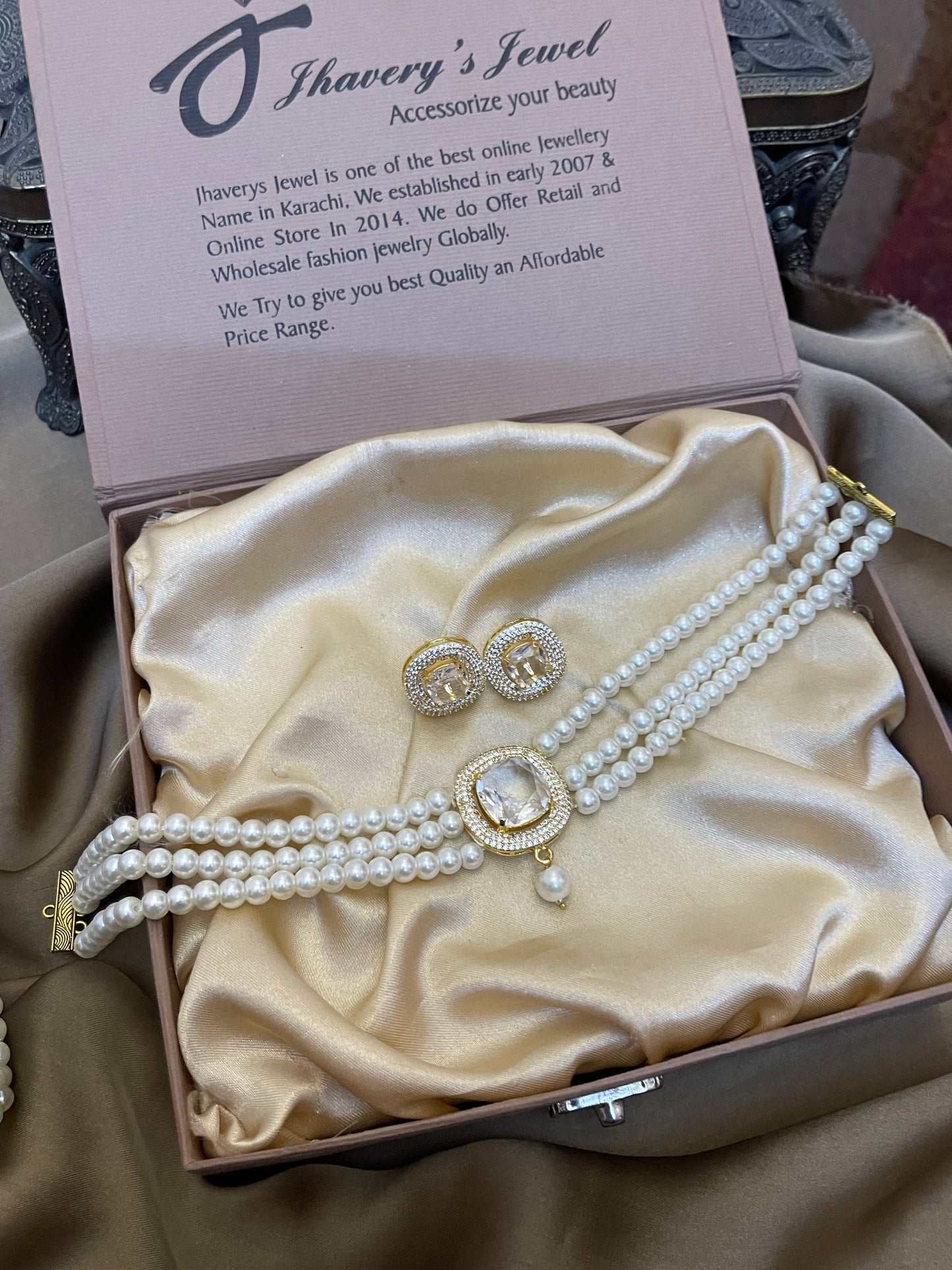 Zircon Choker Set