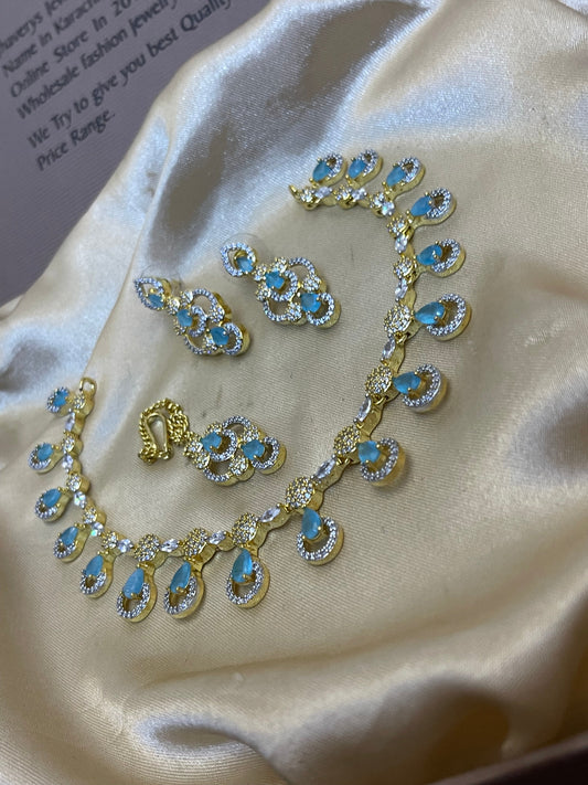 Zircon Ad Necklace Set