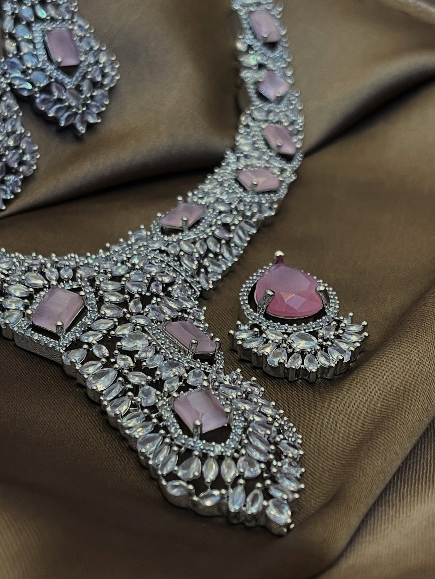 Zircon Ad Necklace Set  PINK