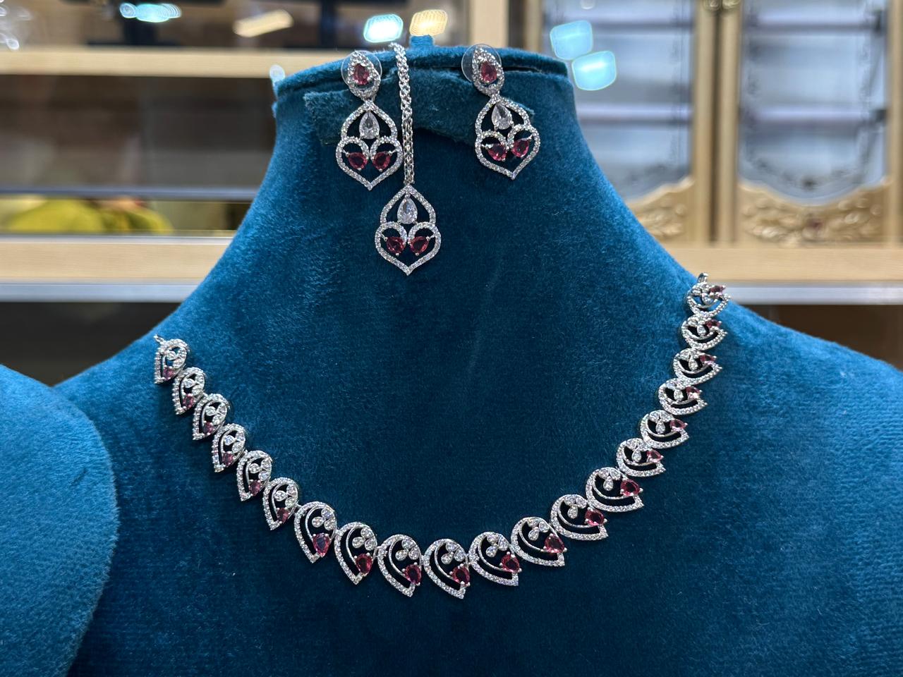Zircon Necklace Set