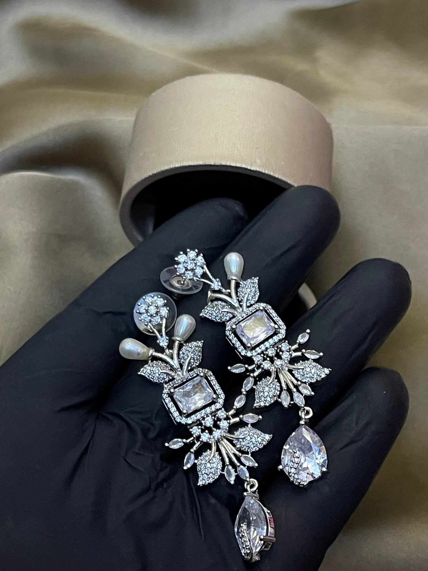 Zircon Ad Earrings