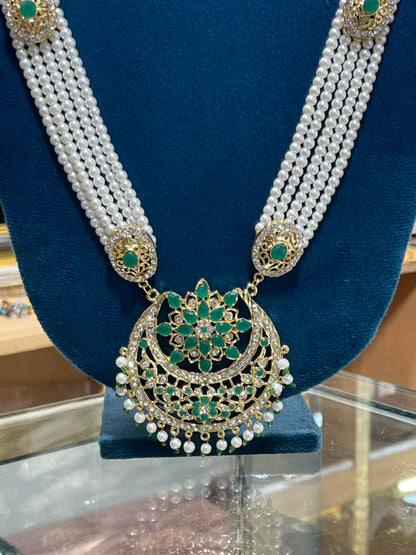 Traditional Wear Stylish Pure Hyderabadi Long  Maala and Chandi Bali With Golden and Green White Touch