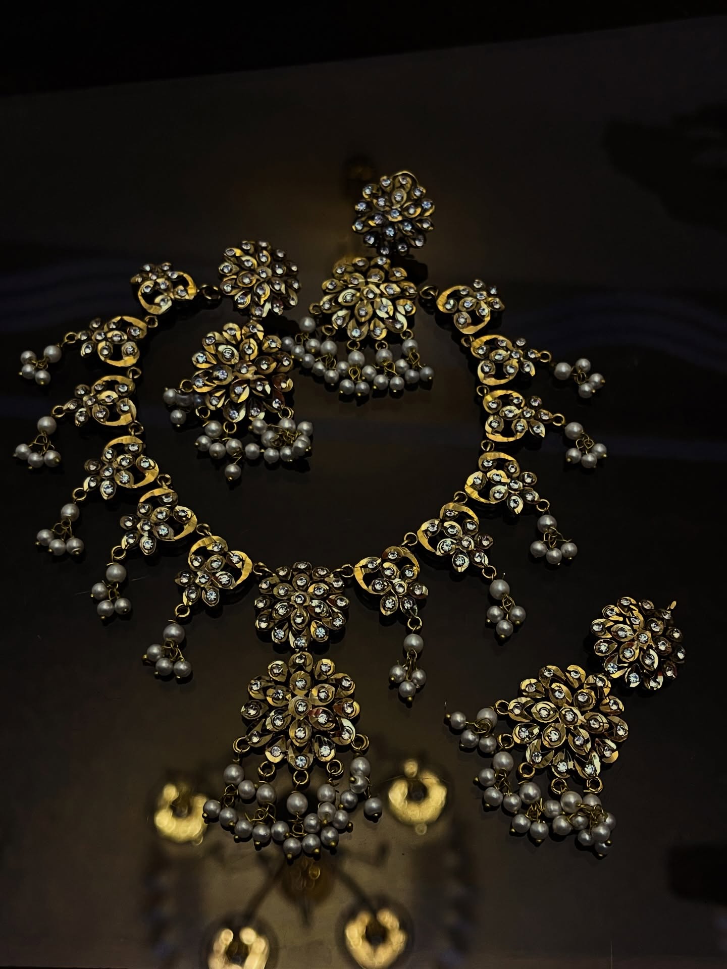 Dul Gold Antique Look Designer Hyderabadi Set