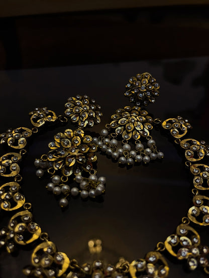 Dul Gold Antique Look Designer Hyderabadi Set
