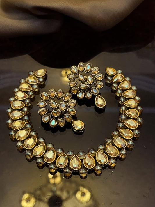 Kundan Beautifull Wear Stylish Necklace