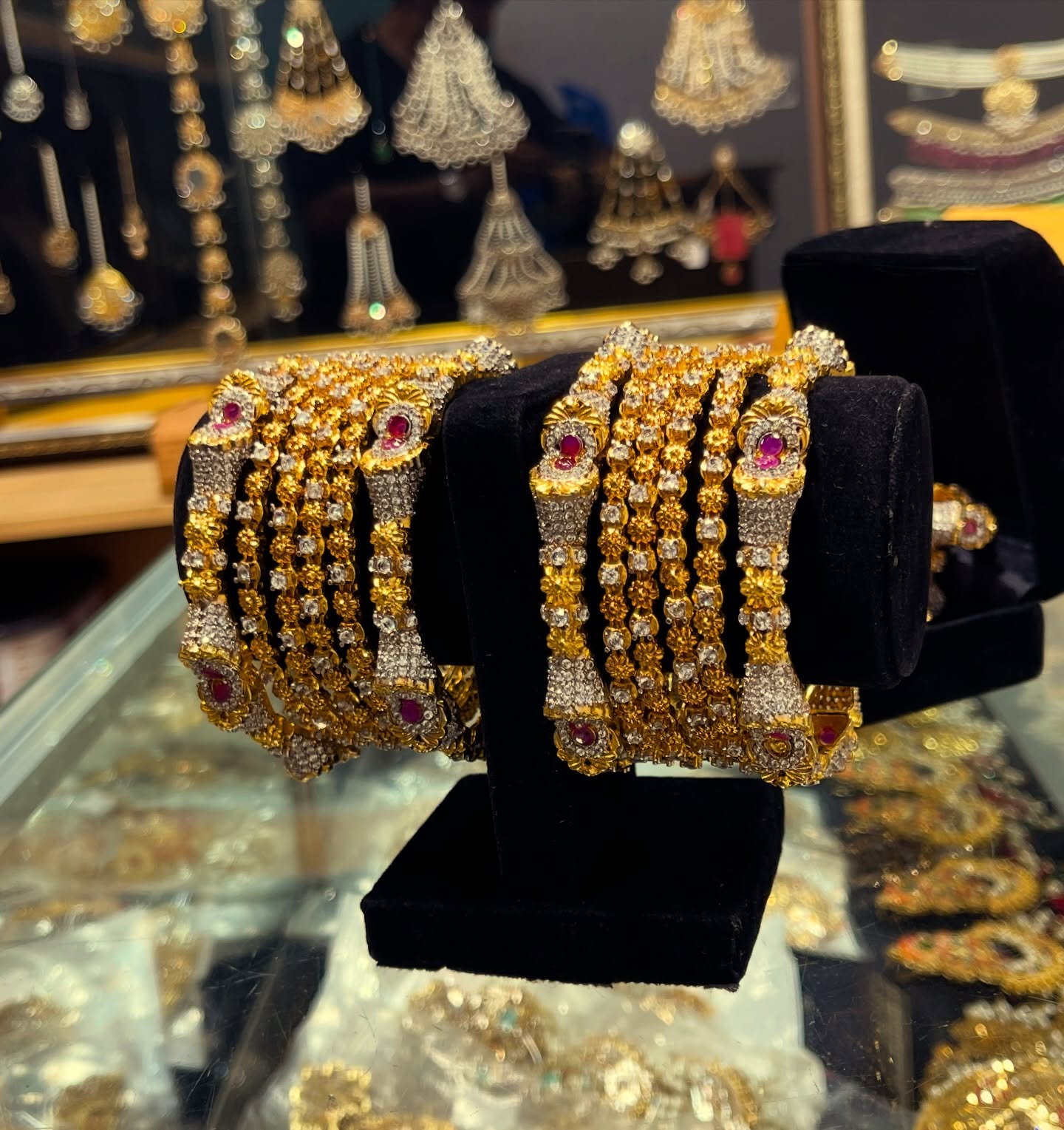 Trending Gold Plated Bangles in Pakistan 2026 | Premium Artificial Bangles for Women | Jhaverys Jewellery 6 Pcs Set of Bangles