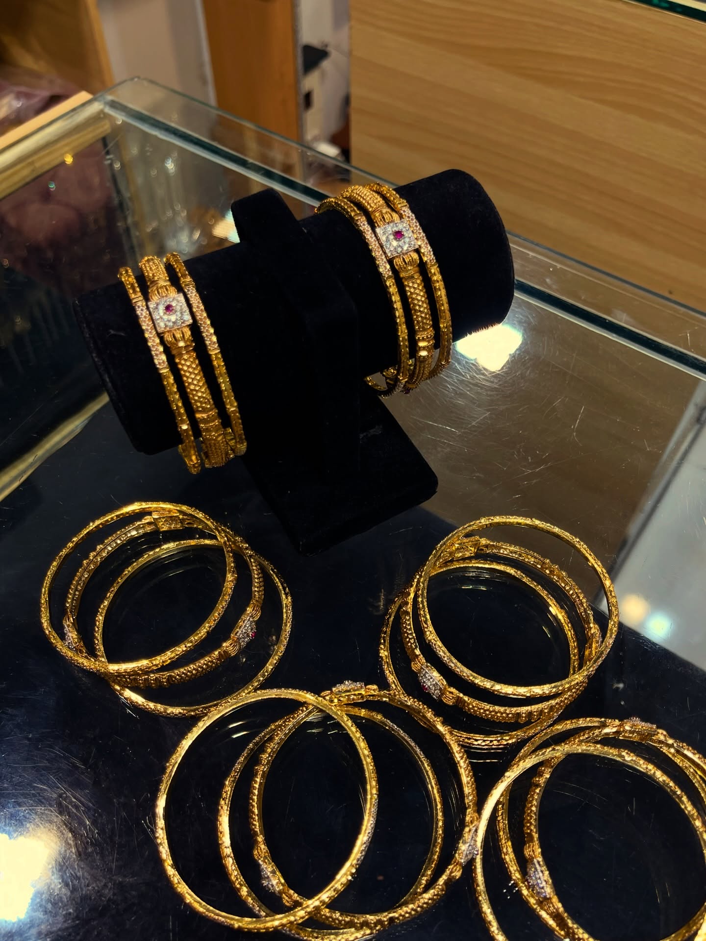 The Most Beautifull Wear 3 Pcs Bangles Set Trending Gold Plated,Bangles of Women