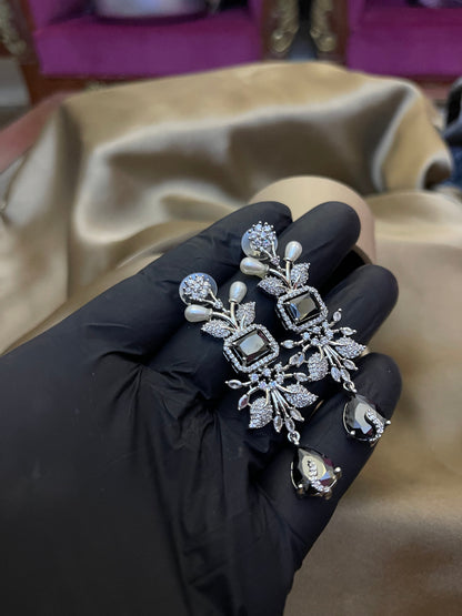 Zircon Ad Earrings