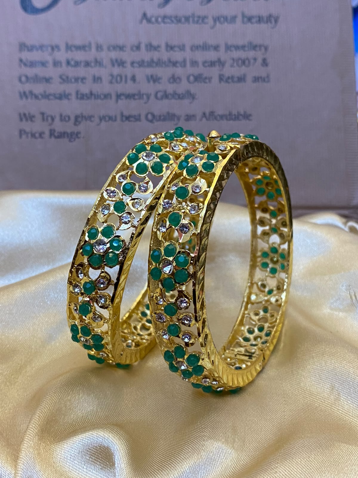 Traditional Hyderabadi pair of  Bangles
