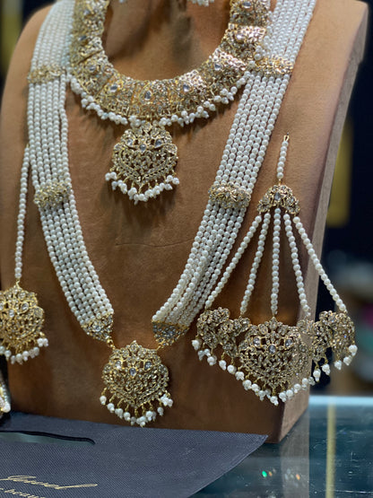 Hyderabadi Bridal Neckalce In Golden White