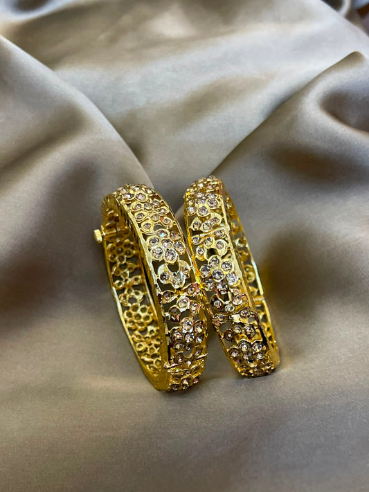 Traditional Hyderabadi pair of  Bangles